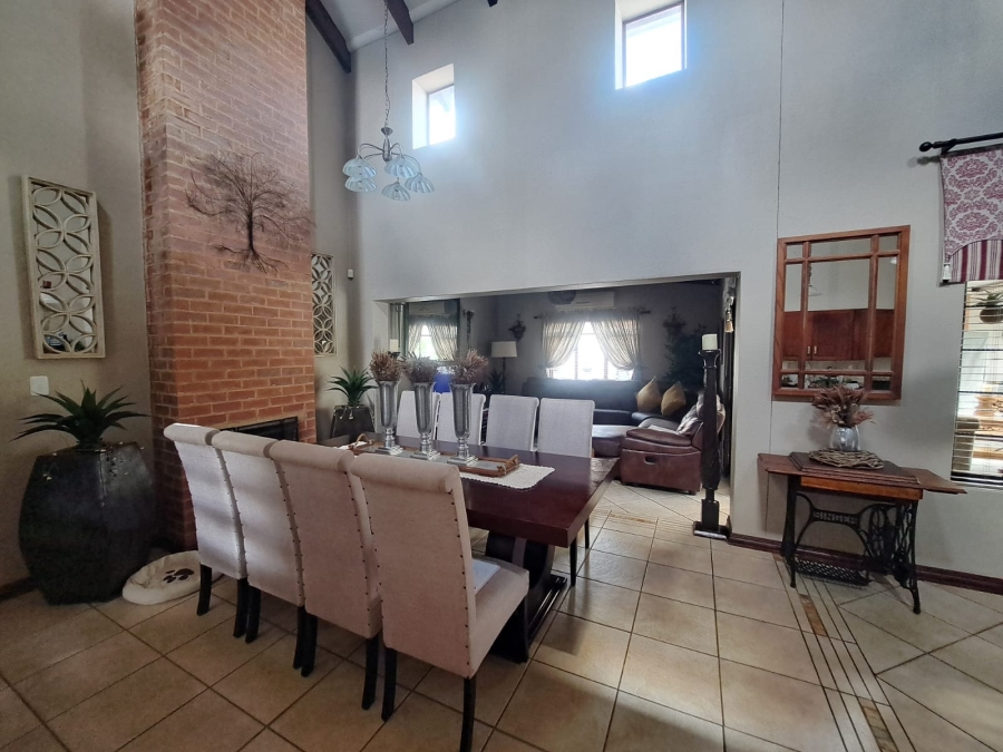 3 Bedroom Property for Sale in Waterval East North West